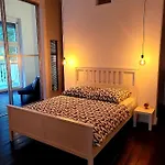 Get-your-flat - Schoene Im Kaiserviertel - Haustier Auf Anfrage Moeglich דירה